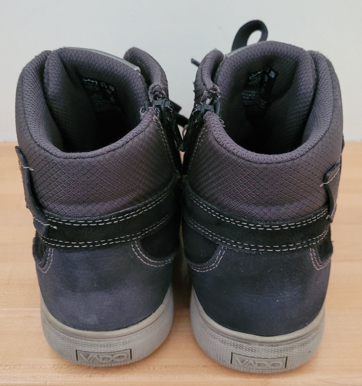 Scarpe per ragazzi: Vado Sneaker Halbschuhe blau Gr. 37 halbhoch – Usato da Widnau venduto da kerstinlo 3