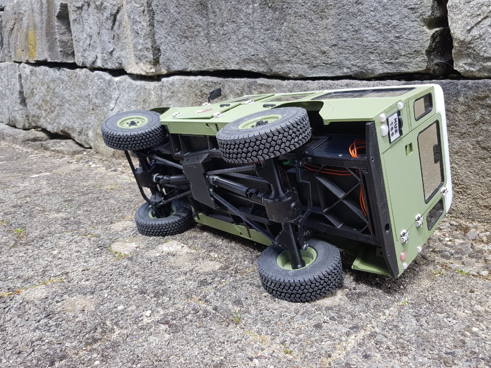 Modellismo RC: RC Landrover Defender – Usato da Hettlingen venduto da mat_ts7l 5