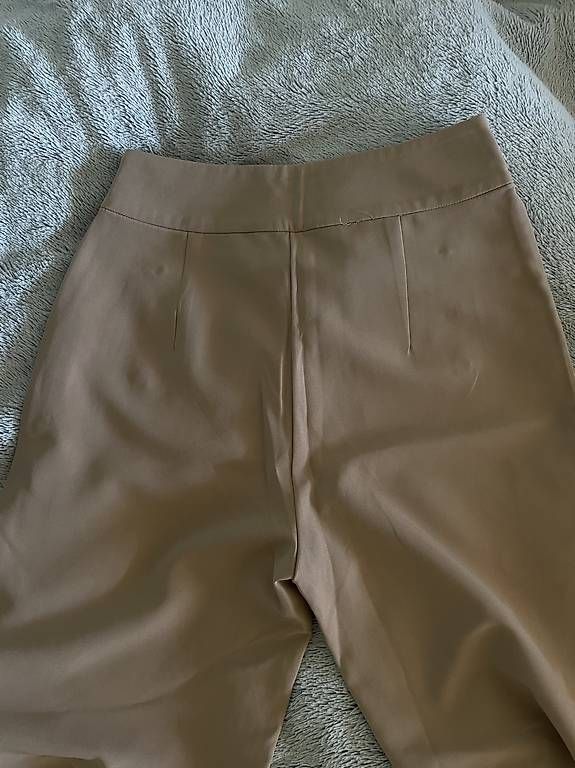 Hosen: Beige Stoffhose S – Gebraucht aus Zürich von mar_5gpw 1