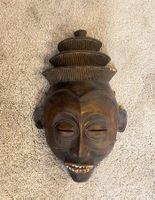 Antike afrikanische Holzmaske, Sammlerstück