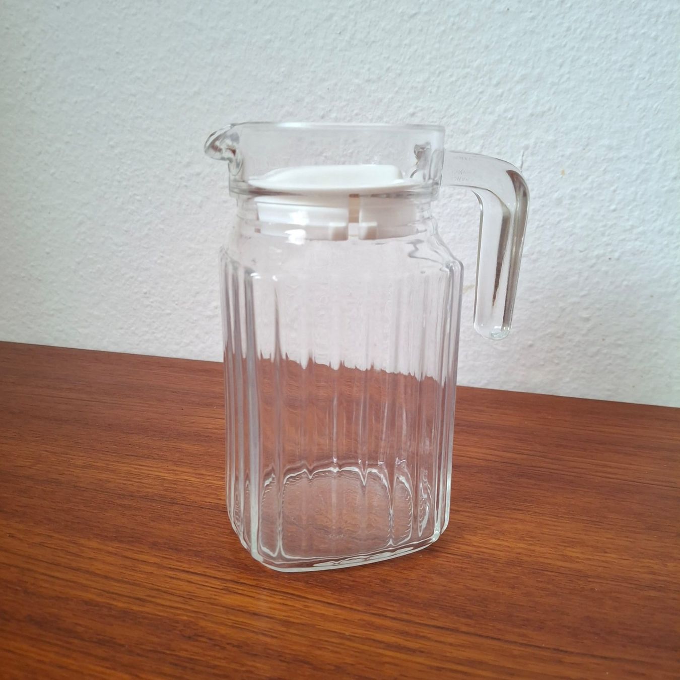 Karaffen: Carafe en verre – Gebraucht aus Neuchâtel von Rochawood 1