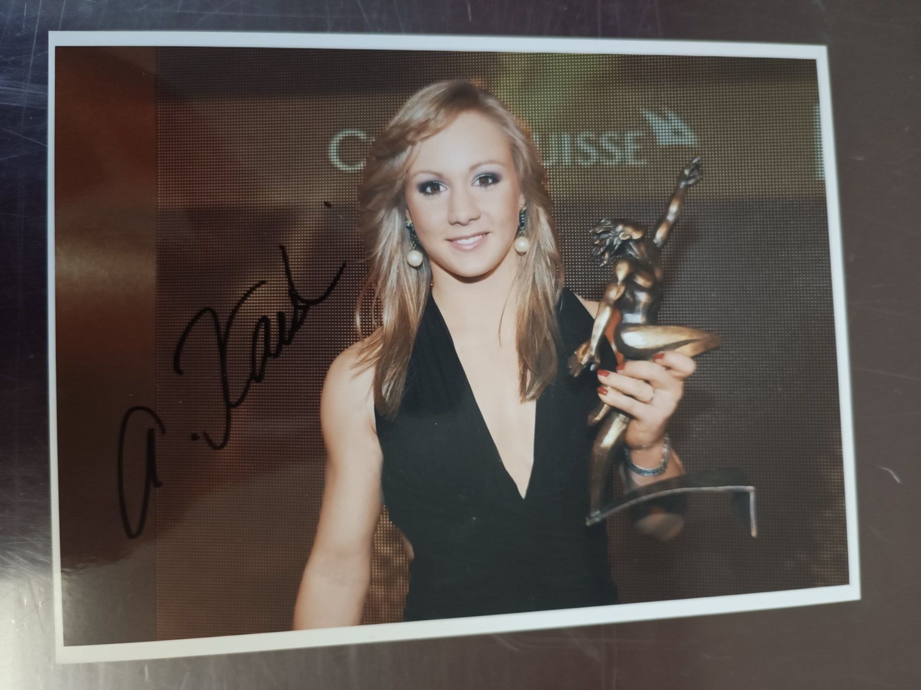 Autografi: Ariella Käslin - handsigniert - 13x18cm – Usato da Menziken venduto da Artographs