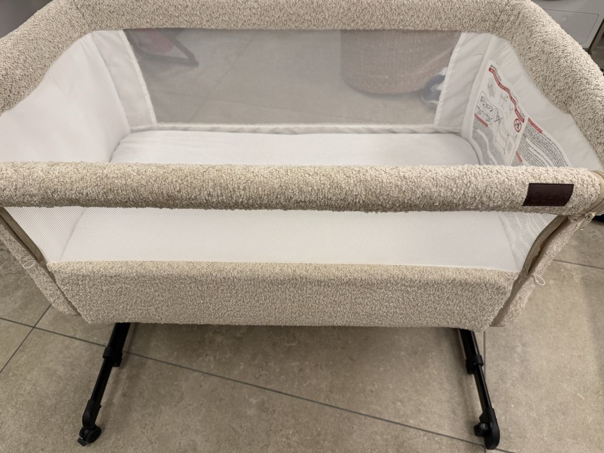 Letti: Quax Beistellbett - bouclé Shepherd – Usato da Lachen SZ venduto da ABEVA 3
