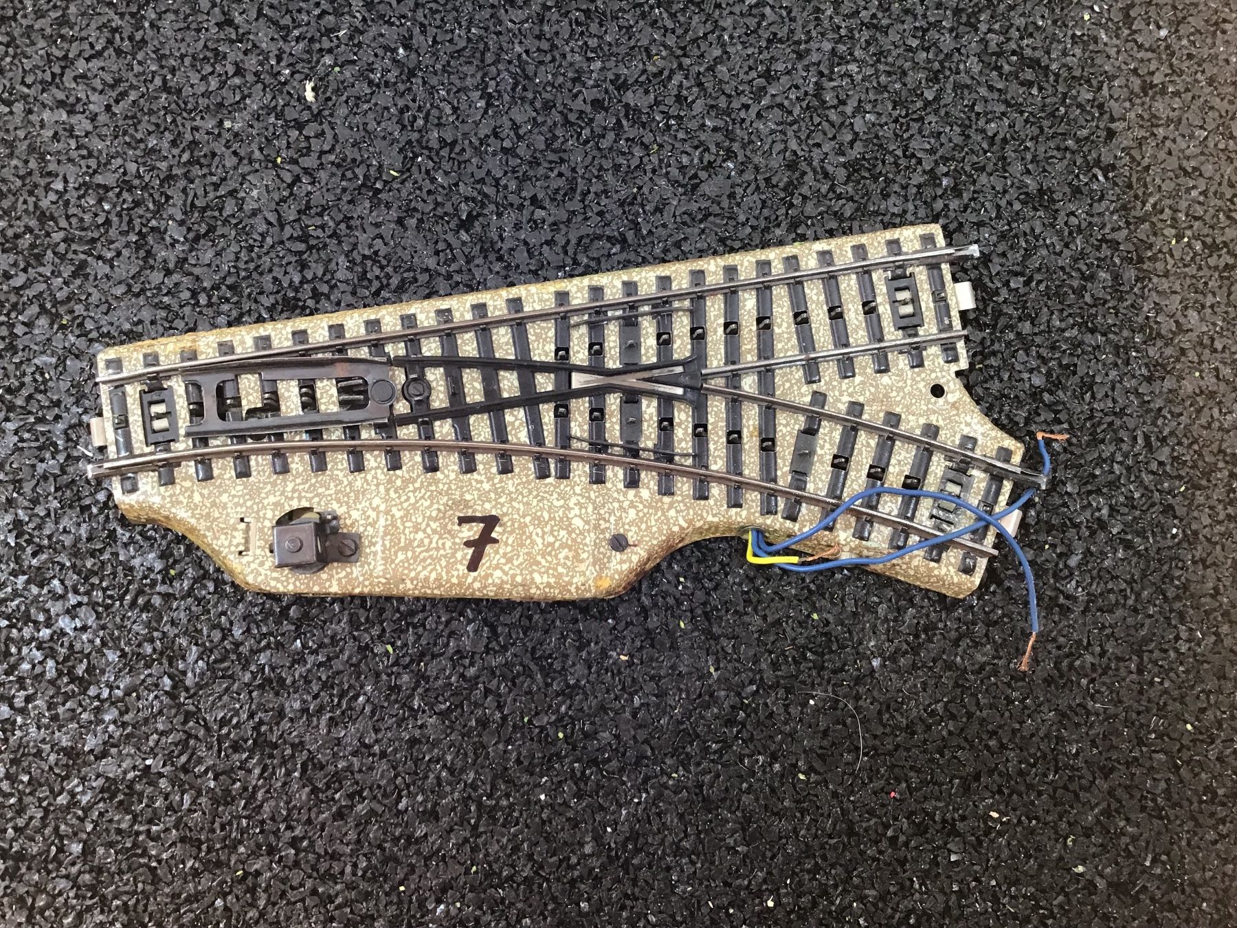 Märklin Modellini di ferrovie: MÄRKLIN H0 M-GLEIS WEICHE 5119 – Usato da Männedorf venduto da Modelle-aller-Art
