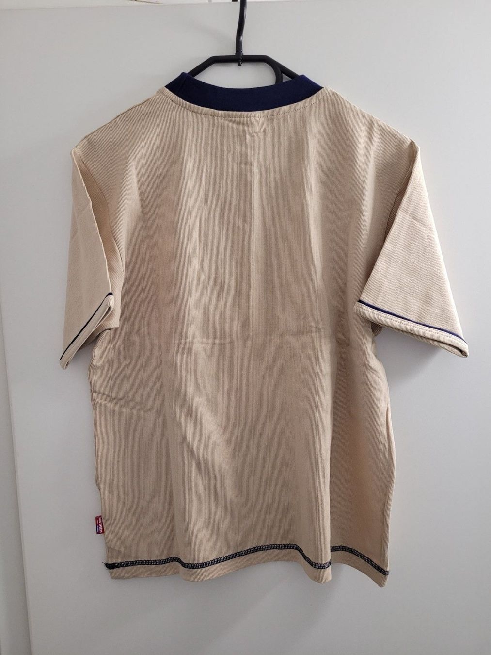 Camicie, T-shirt & Polo: T-shirt – Usato da Biel/Bienne venduto da Leila32 1