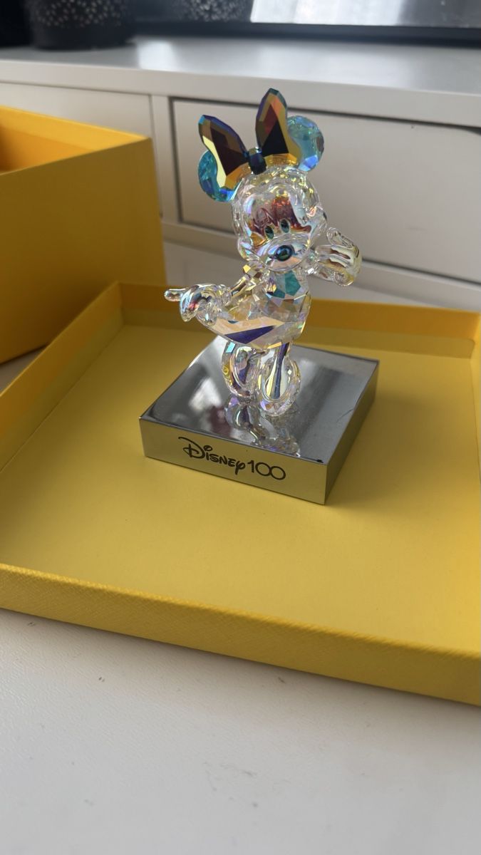 Swarovski Figuren: Swarovski Minnie Mouse Kristallfigur – Neu und originalverpackt aus Dulliken von fla.fal 2