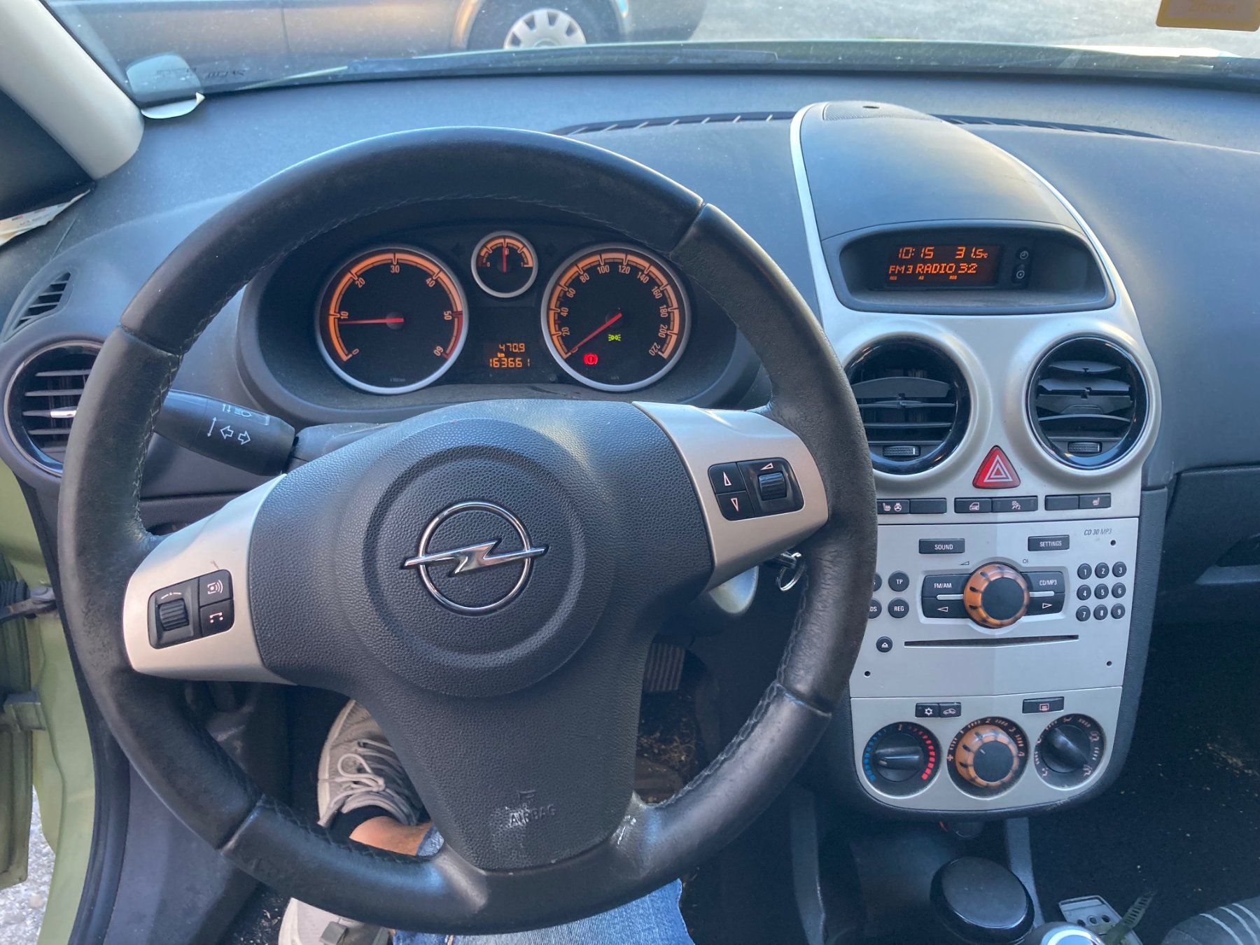 Opel Automobili: Opel Corsa D 1.3TDH – Usato da Studen BE venduto da kuk68 5