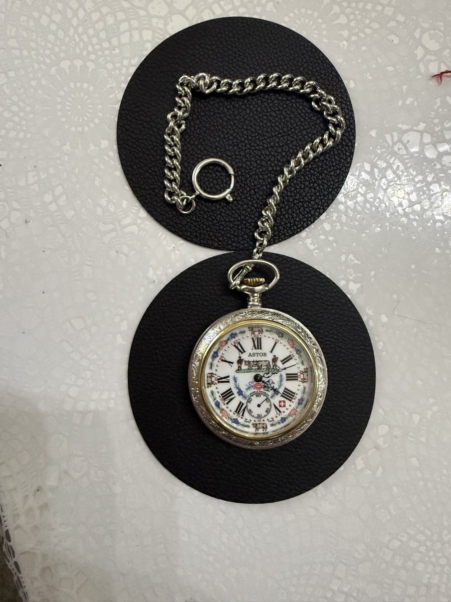 Swiss Orologi: Astor  – Nuovo (secondo la descrizione) da Payerne venduto da cri_c59l