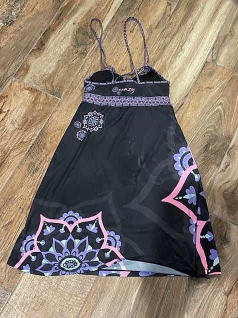 Vestiti: Robe Crazy – Usato da Chamoson venduto da COXIE 1
