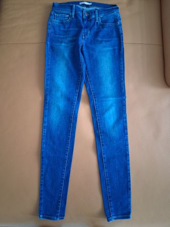 Levis Jeans Gr. 28, 710 super skinny
