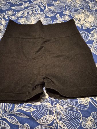 GYM SHORTS GR S