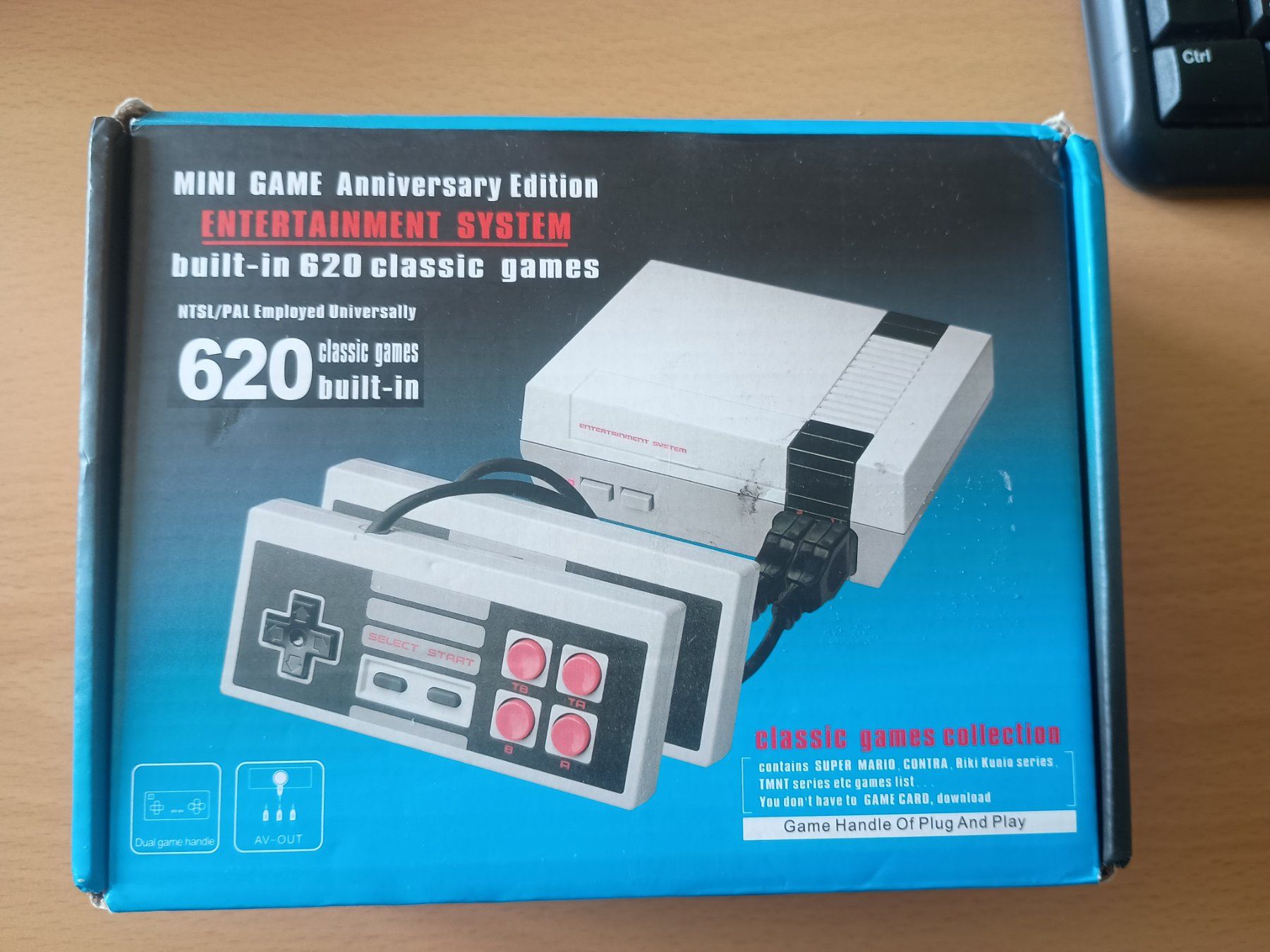 Consoles: Mini Retro Spielkonsole mit 620 Spielen – D'occasion à Bioggio par natan81