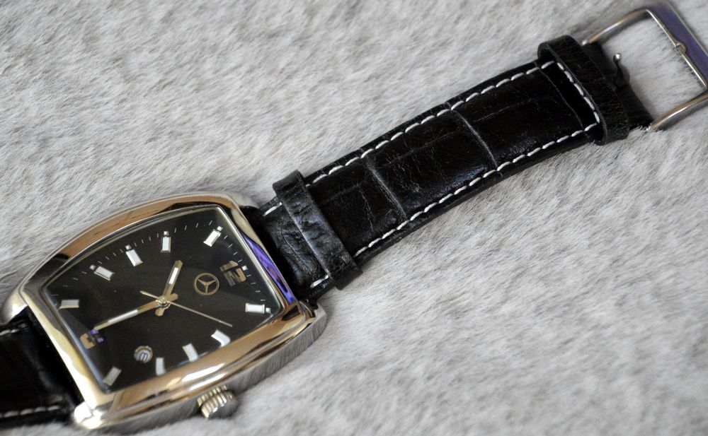 Montre Mercedes-Benz Homme – Occasion – Quartz – étanche 50m – Avec Boîte Et Papiers
