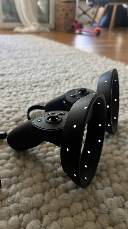 Casco VR: HP Reverb G2 Controller Set – Usato da Zürich venduto da lortheone