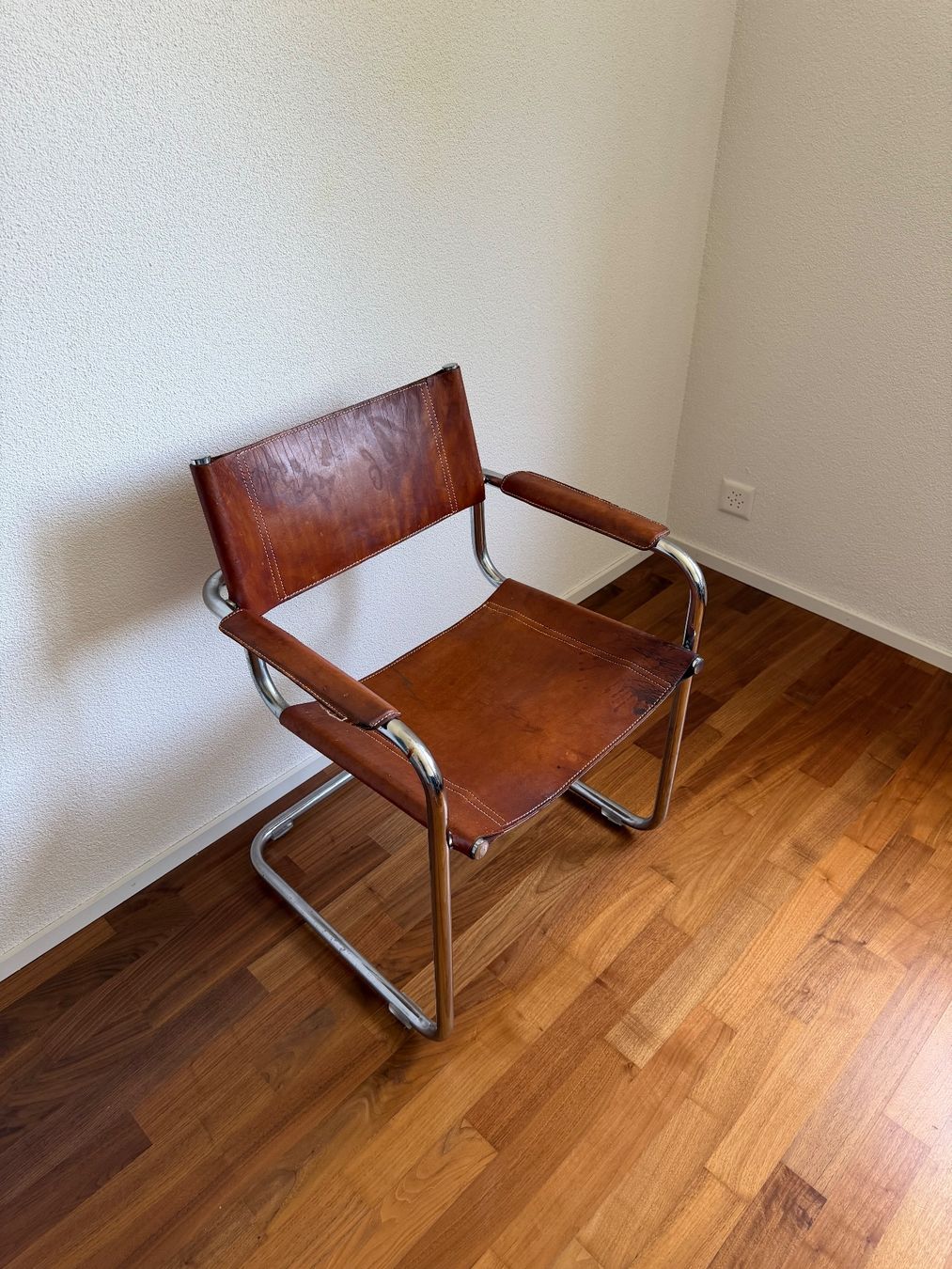 Poltrone: 4x Freischwinger-Sessel Leder Chrom – Usato da Tägerwilen venduto da brunofelber 1