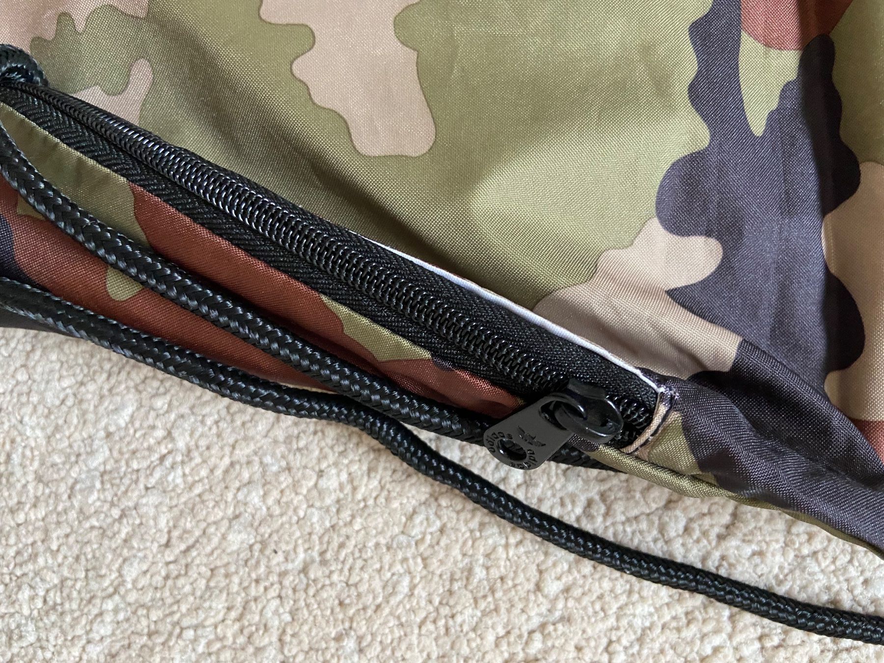 Adidas Borse: Adidas Gymbag / Sportbeutel – Usato da Muttenz venduto da bargain_hunter 3