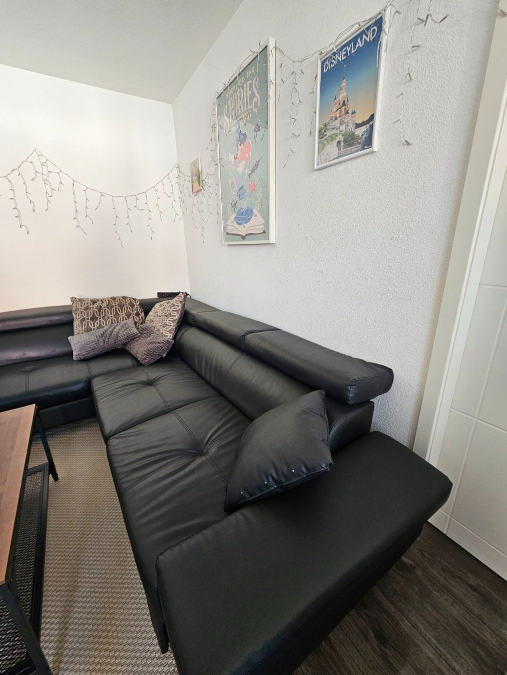 Divani: Schwarzes Ecksofa mit Schlaffunktion und Bettkasten – Nuovo (secondo la descrizione) da Birsfelden venduto da mir_cqf9 1