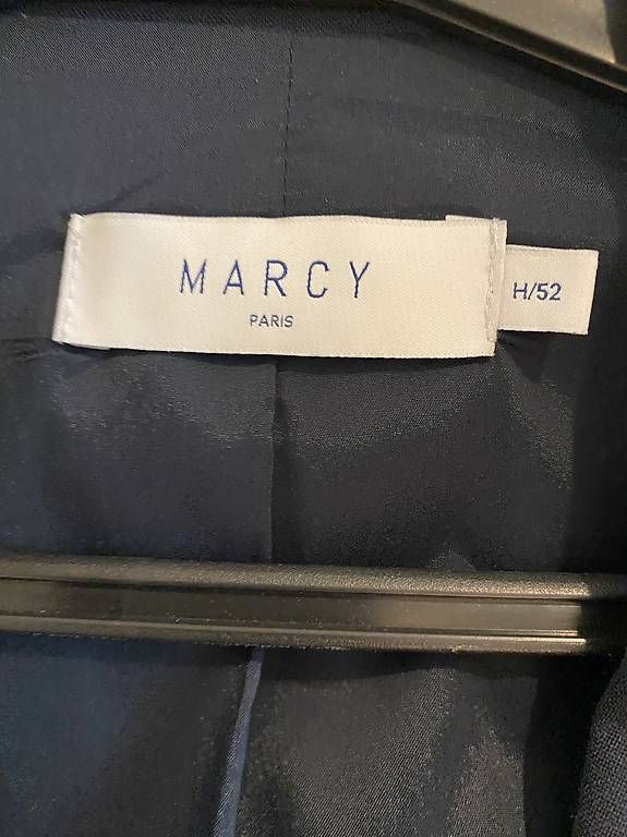 Completi, tute sportive e funzionali: Costume Marcy - blazer – Usato da Lausanne venduto da rom_55mn 2