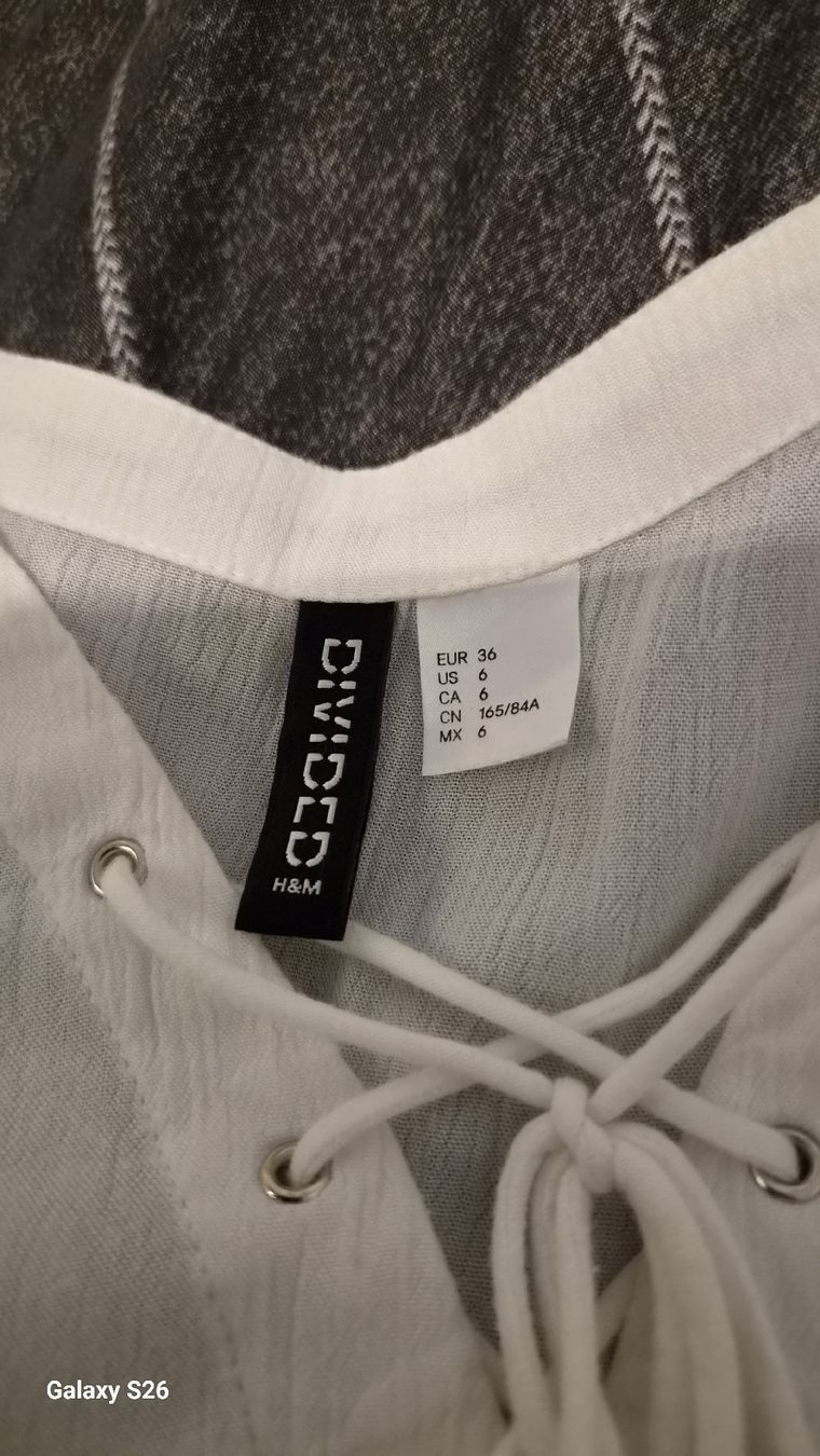H&M Robes: Kleid  – D'occasion à Oberglatt ZH par nat_c6k7 1