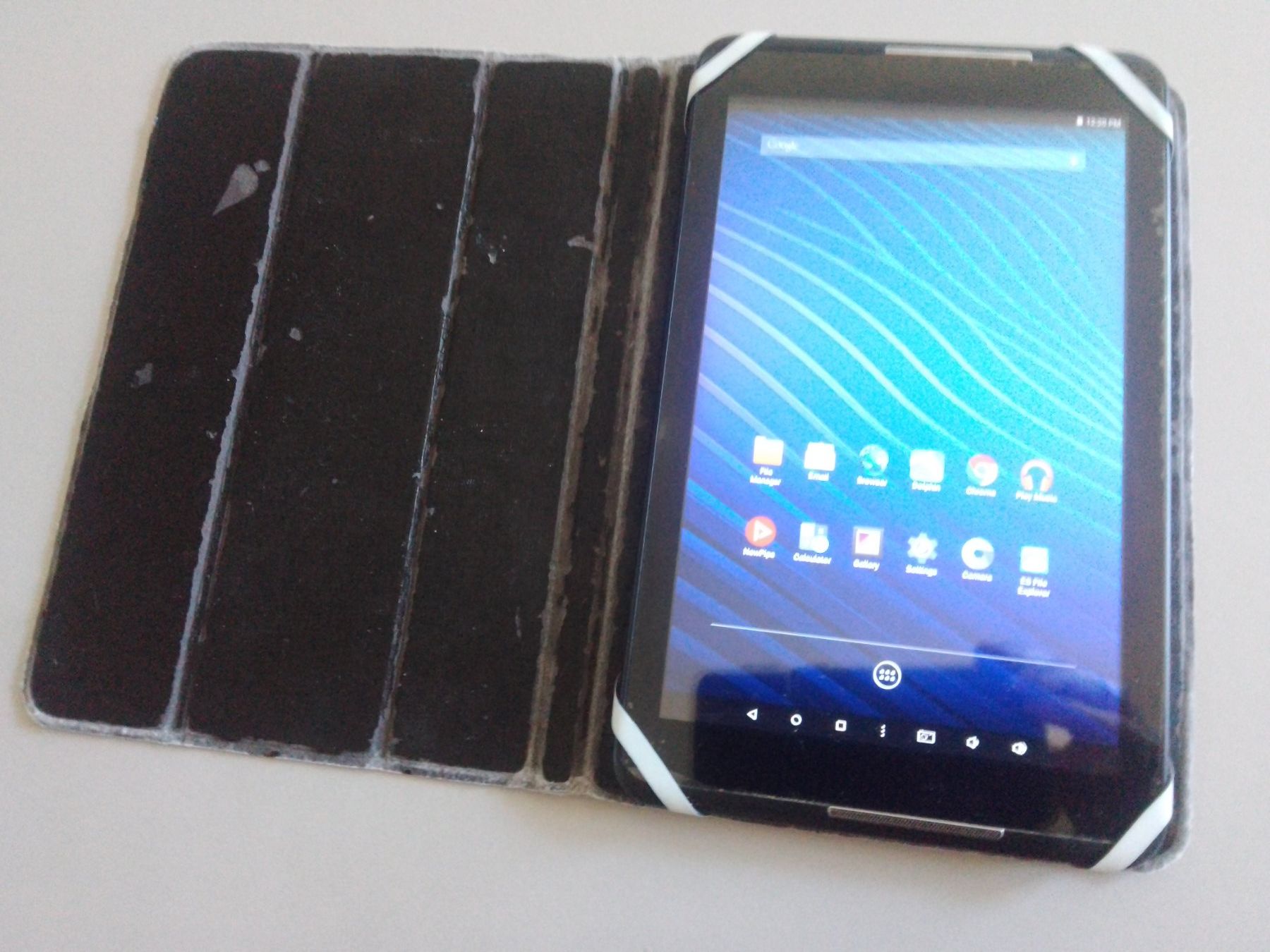Tablet PC: AIKAZU Tablet mit Intel Inside guter Zustand – Usato da Oberembrach venduto da Doublescale 5