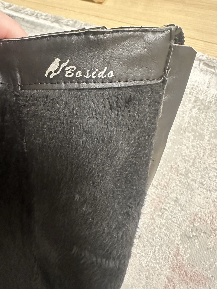 Scarpe da donna: Schwarze Wildleder Stiefel Gr. 38 – Nuovo (secondo la descrizione) da Sevelen venduto da Stopglobal. 9