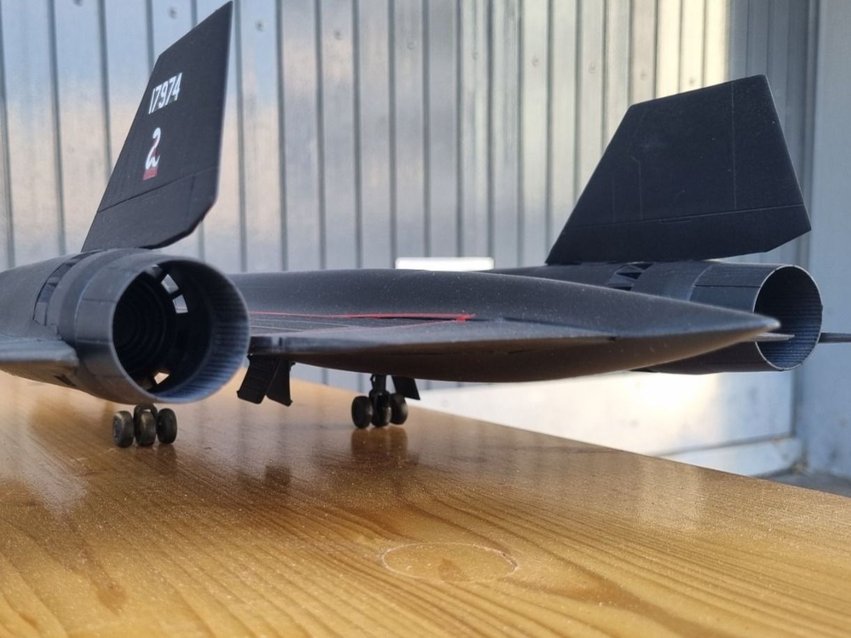 Lockheed Modellbausätze & Standmodelle: Modellflugzeug SR-71 Blackbird 1:48 gebaut – Gebraucht aus Männedorf von Modell-Spezialisten 6