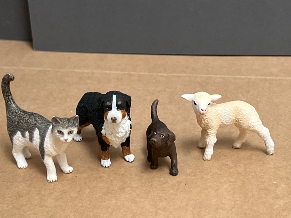 26 neuwertige Schleich Bauernhof Tiere Schleichtiere | Kaufen auf Ricardo