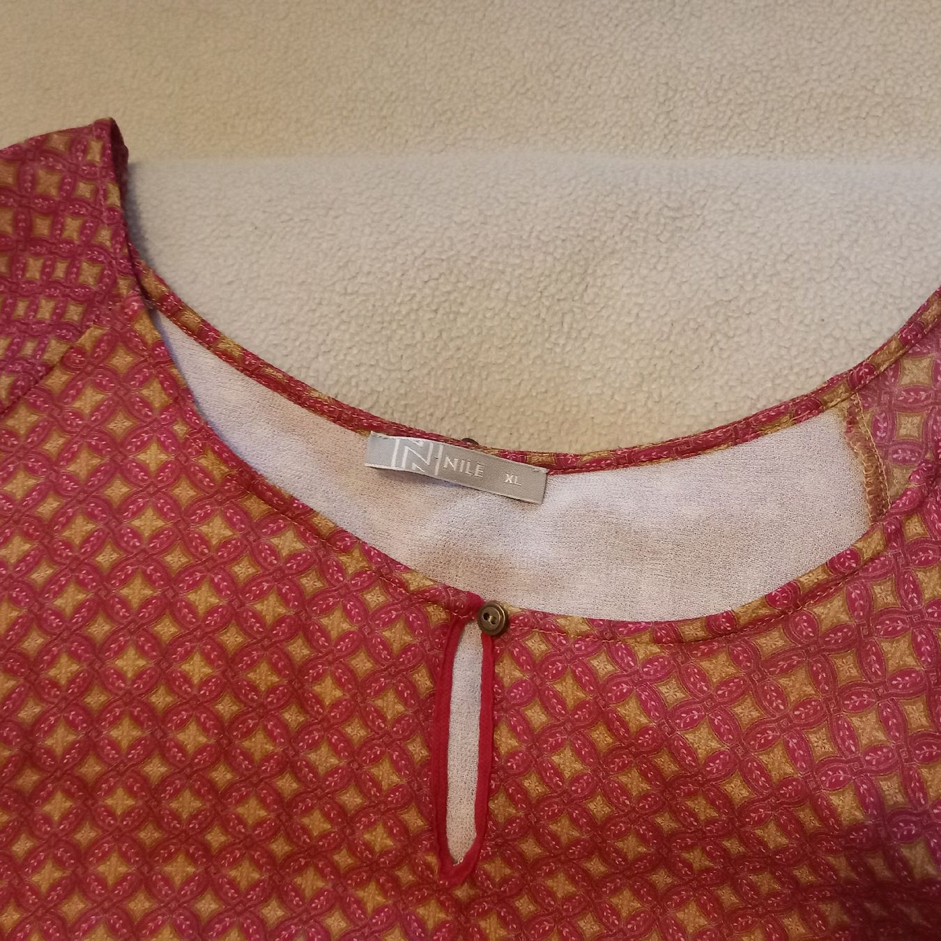 Nile Blusen: NILE Bluse Gr. XL – Gebraucht aus Wettingen von Socrates11 2