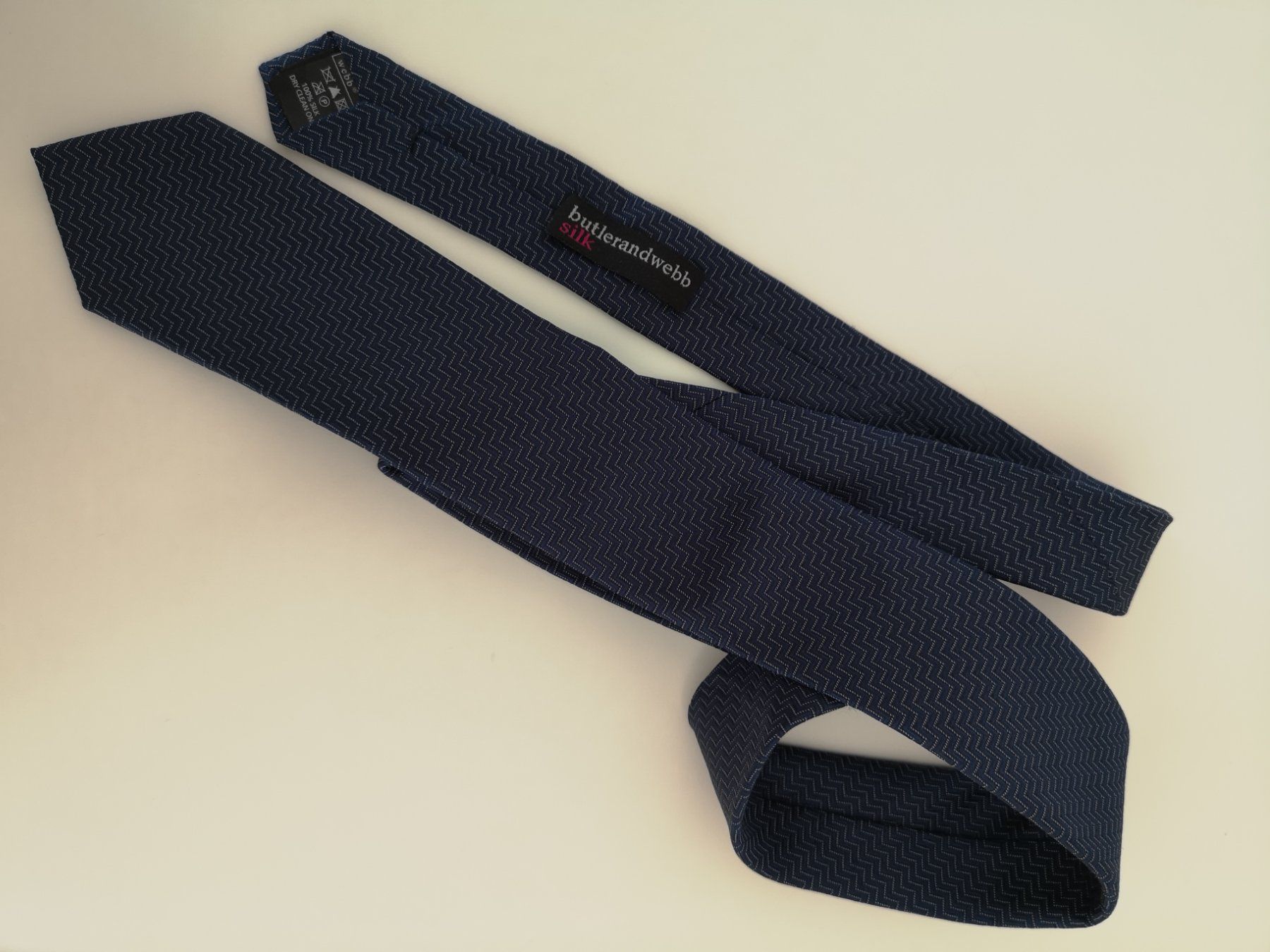 Cravatte: Krawatte Seide Blau Silk Tie Blue – Nuovo (secondo la descrizione) da Uster venduto da b4x_ric 1