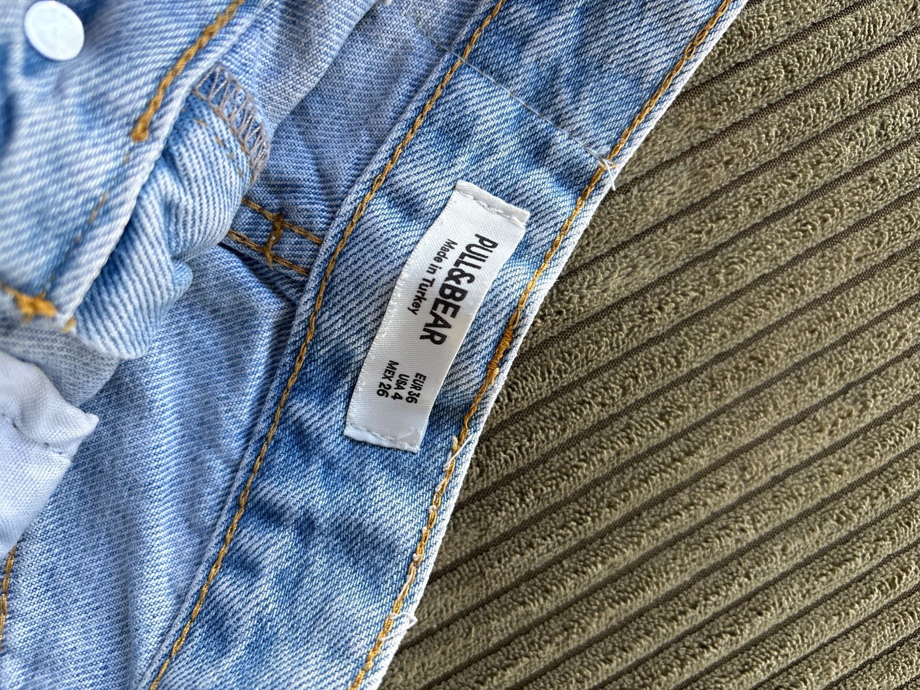 Pull&Bear Jeans: Jeansshorts von PULL&BEAR – Gebraucht aus Zürich von mar_hc85 1