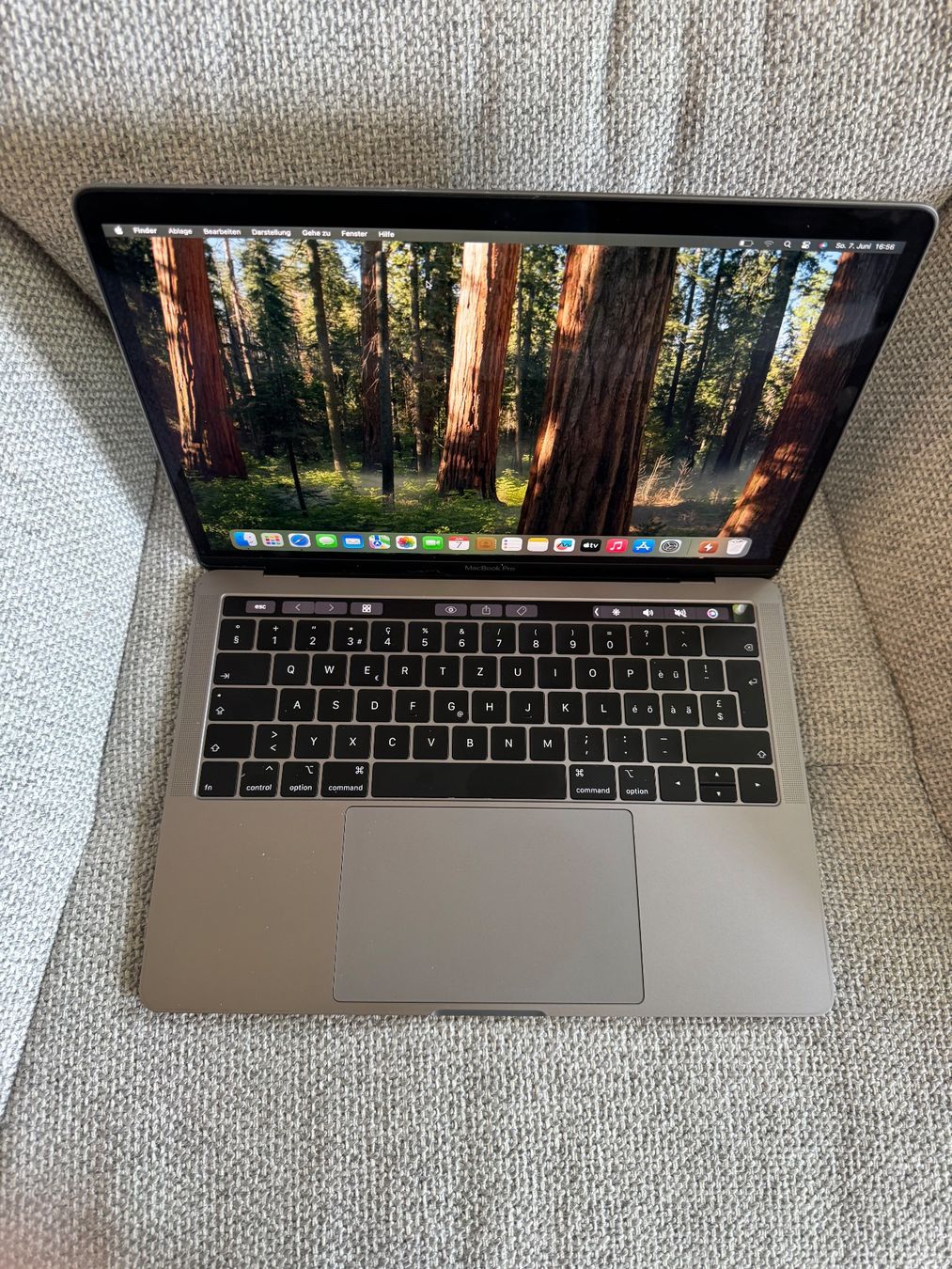 Apple Notebook: MacBook Pro 13” – Usato da Adliswil venduto da Busys