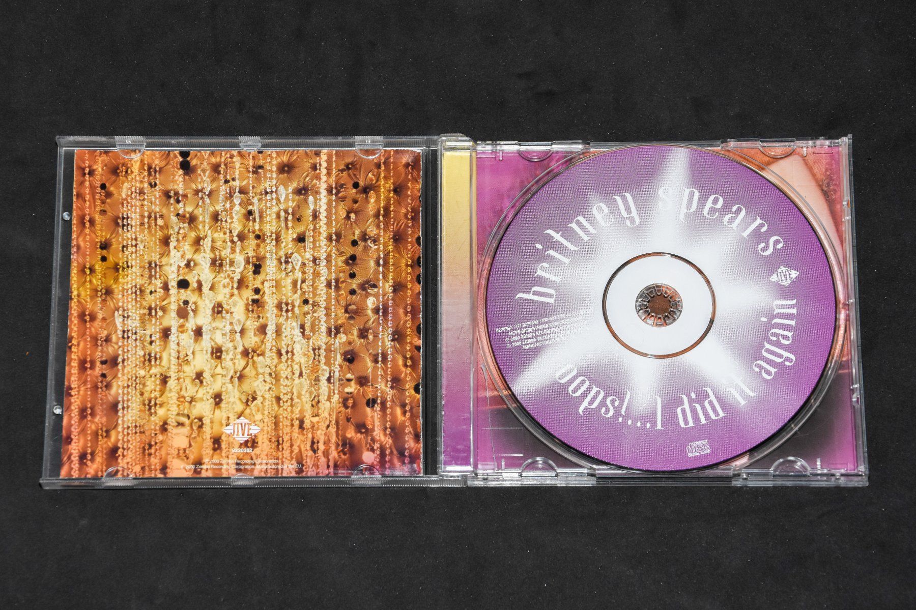 CDs: Britney Spears - Oops!... I Did It Again – Gebraucht aus Belmont-sur-Yverdon von  1