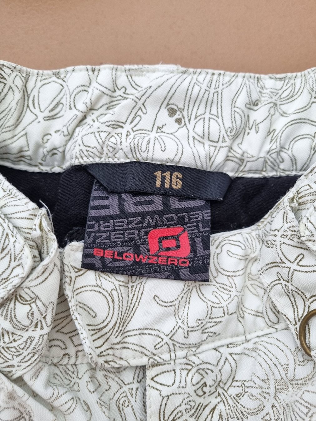Pantaloni: Coole Snowboardhose Belowzero Gr. 116 – Usato da Lengnau AG venduto da Endless 9