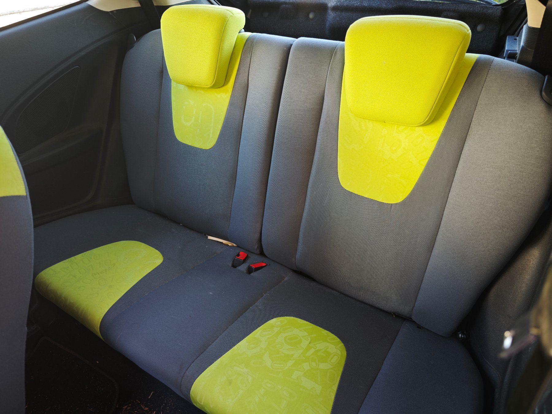 Ford Automobili: Ford Ka 1.25i Individual mit MFK – Usato da Oftringen venduto da loco_f 6