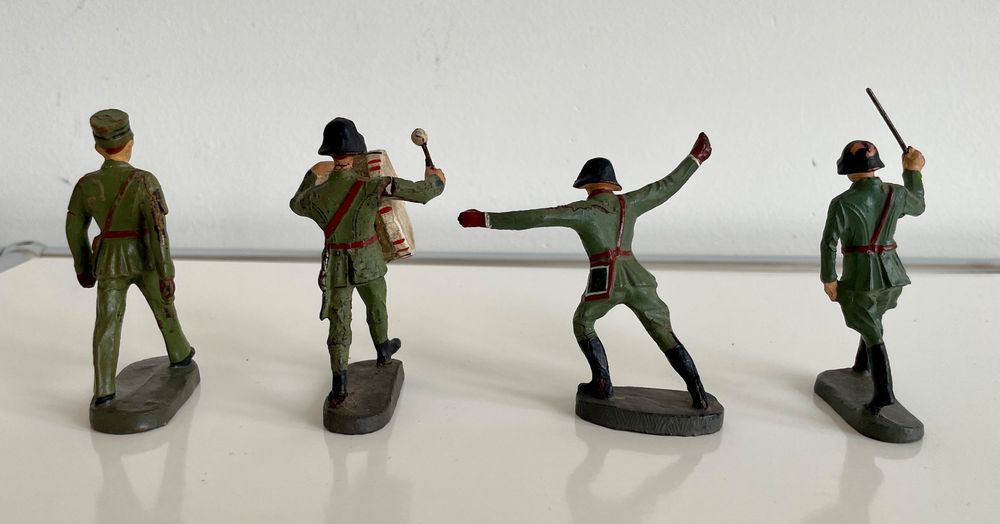 4x Spielzeugfiguren Elastolin Schweizer Armee 3