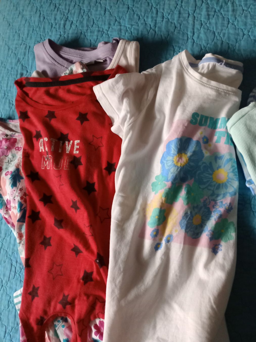 Lotti & Set di vestiti: Sommer Mix gr. 146-152 – Usato da Castel San Pietro venduto da misha05 9