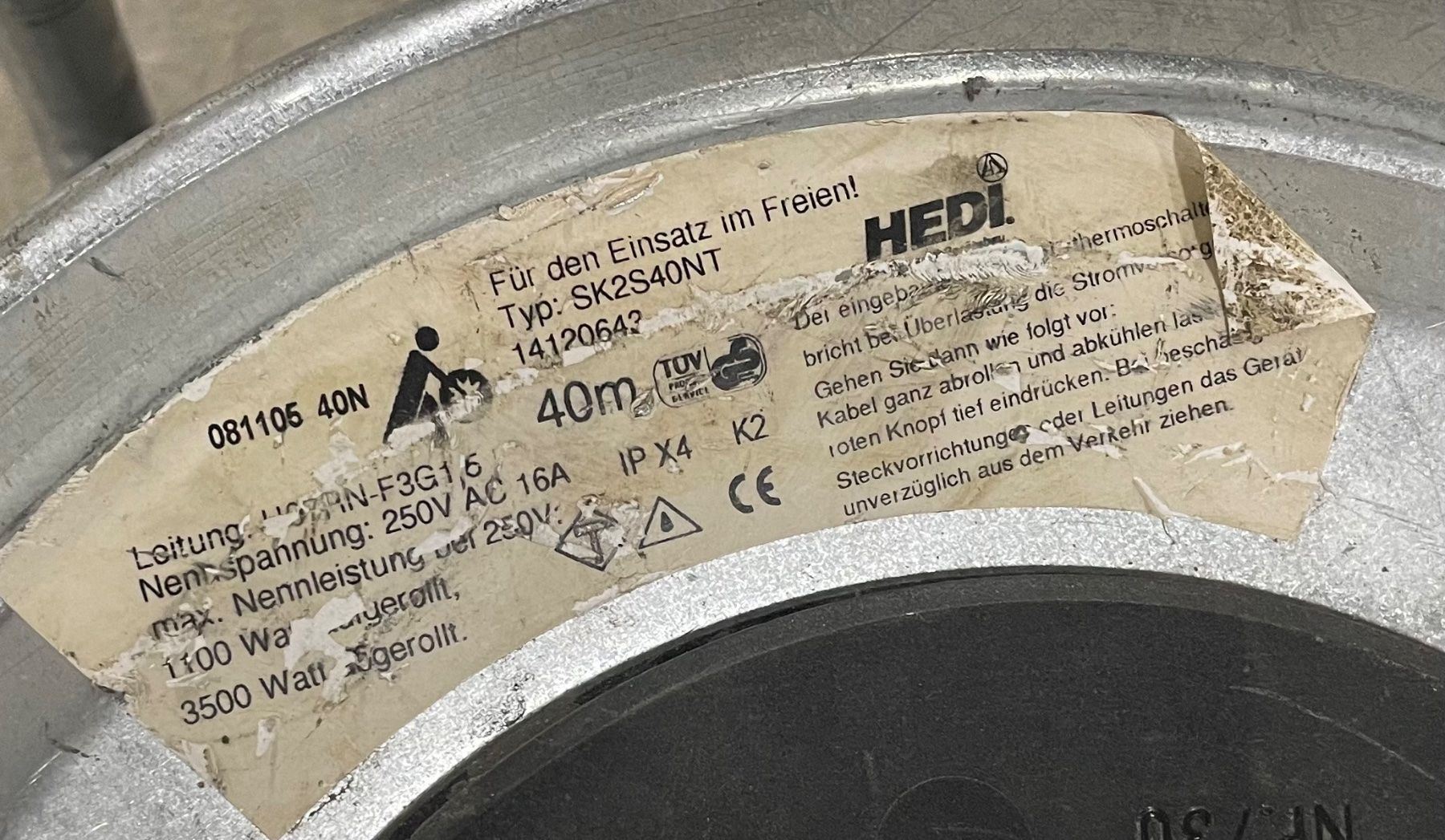 Câbles: HEDI Kabelrolle 40 m mit Schalter gebraucht – D'occasion à Hämikon par Iitomo 3