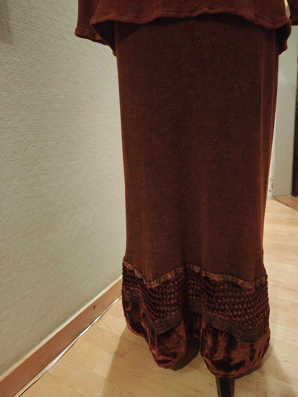 Costumes: Lange Jupe mit Oberteil – D'occasion à Schaffhausen par sim_j822 1