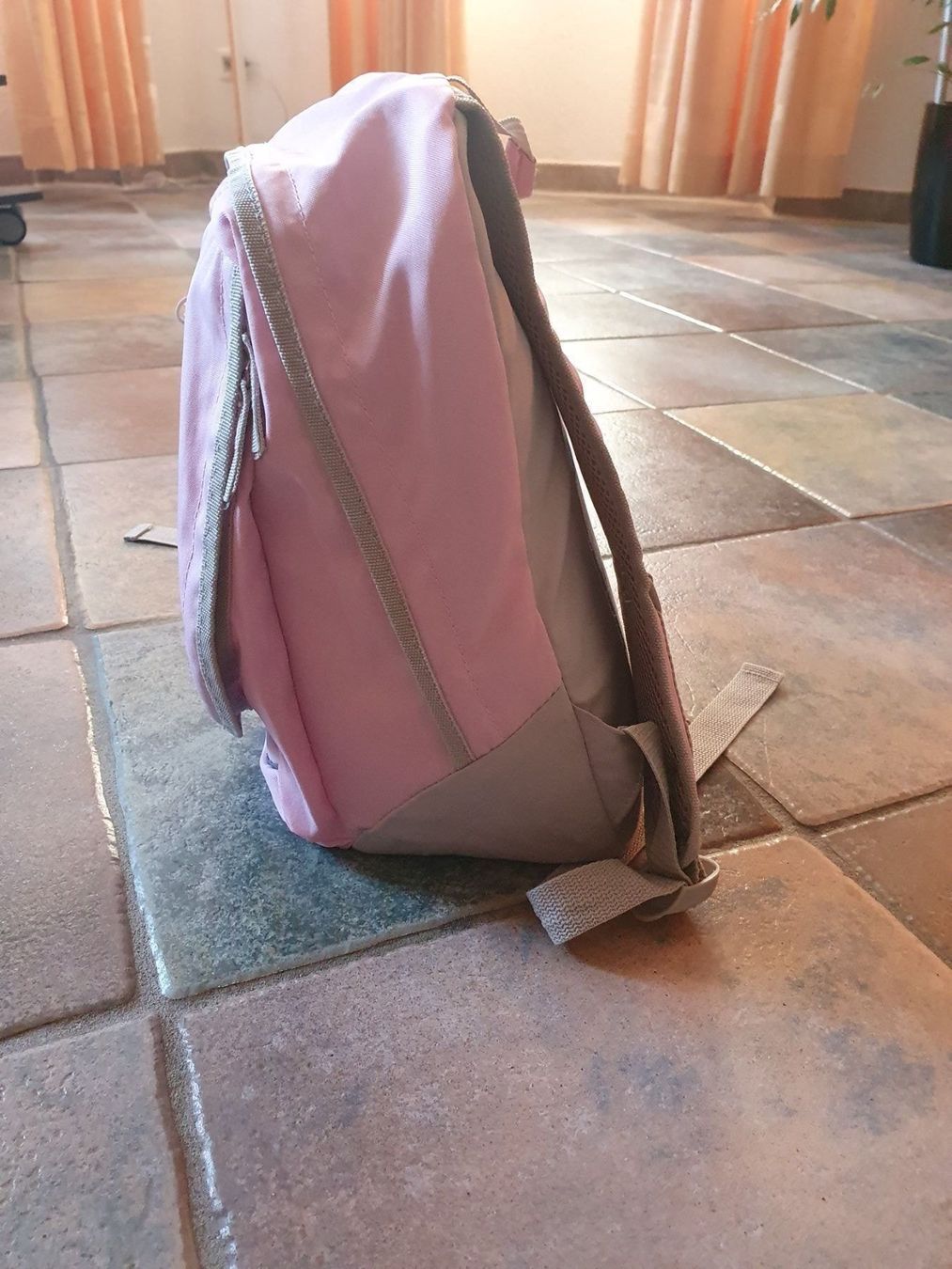 Disney Borse & Zaini: Disney Rucksack + Regenschirm – Usato da Staffelbach venduto da anit77 3