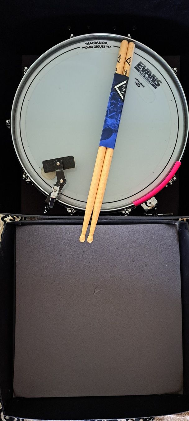 Strumenti musicali: Schalgzeug Snare Drum 14" Mahagoni mit Koffer und Sticks – Usato da Schlieren venduto da Rcaliforni 4