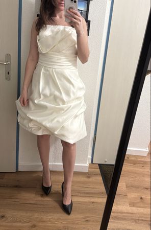 Elegant Cream Cocktail Dress - Perfect for Summer Events