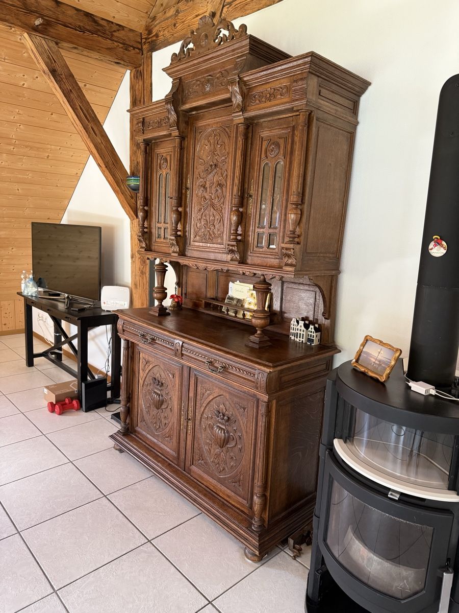 Credenze: Buffet Antike  – Usato da Schangnau venduto da and_rsg2 3