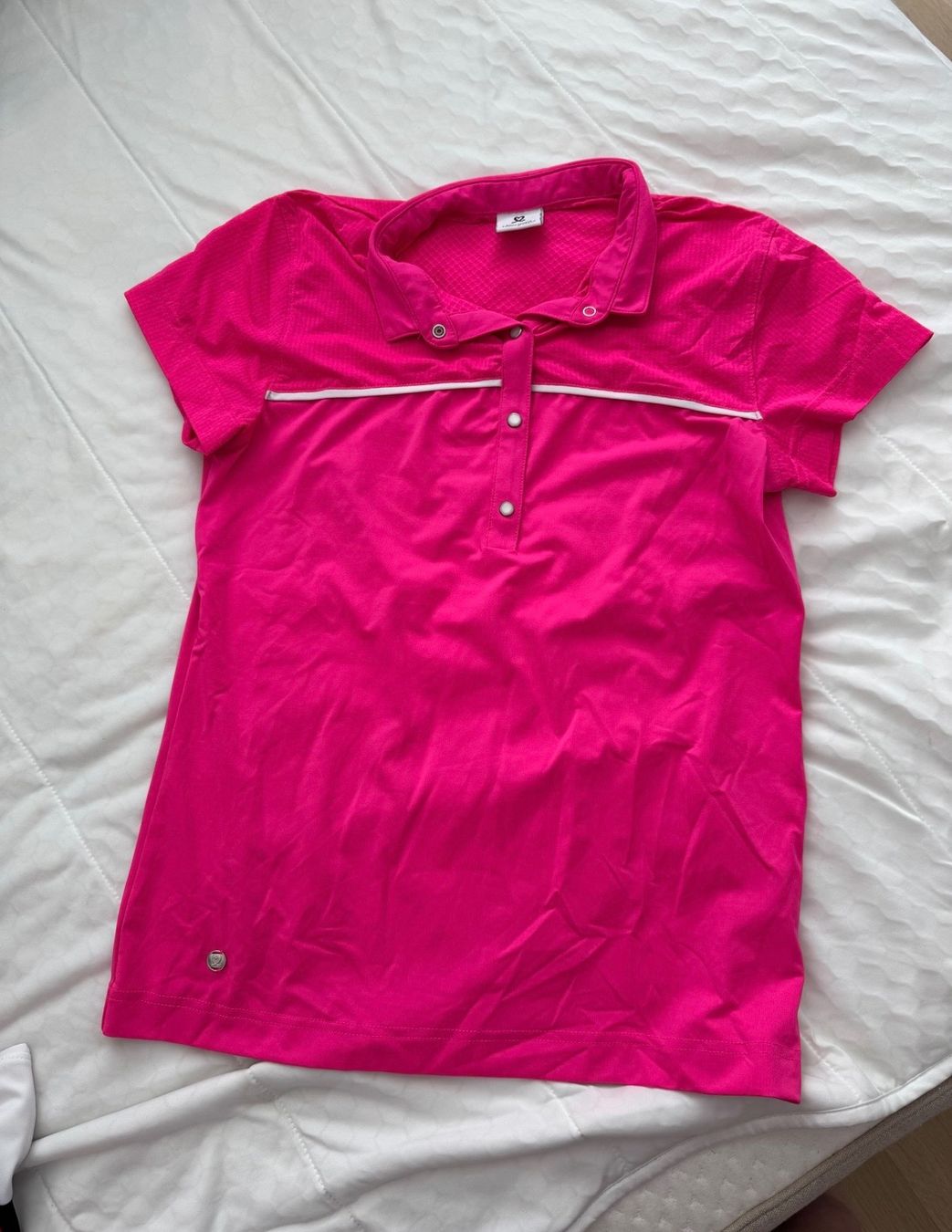 Magliette Polo: Pinkes Sport-Poloshirt – Nuovo (secondo la descrizione) da Laufen venduto da AnnaBlunschi 1
