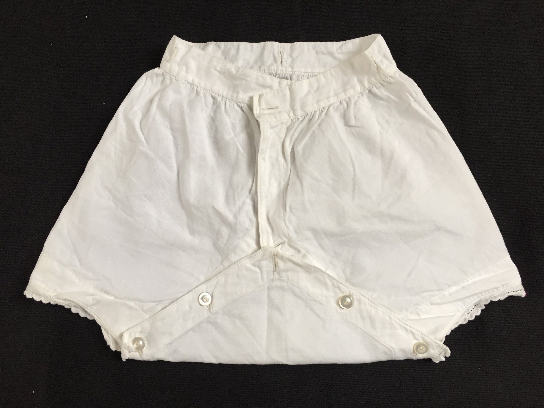 Biancheria intima: Vintage Unterwaesche, Unterhose – Usato da Schaffhausen venduto da vintageville