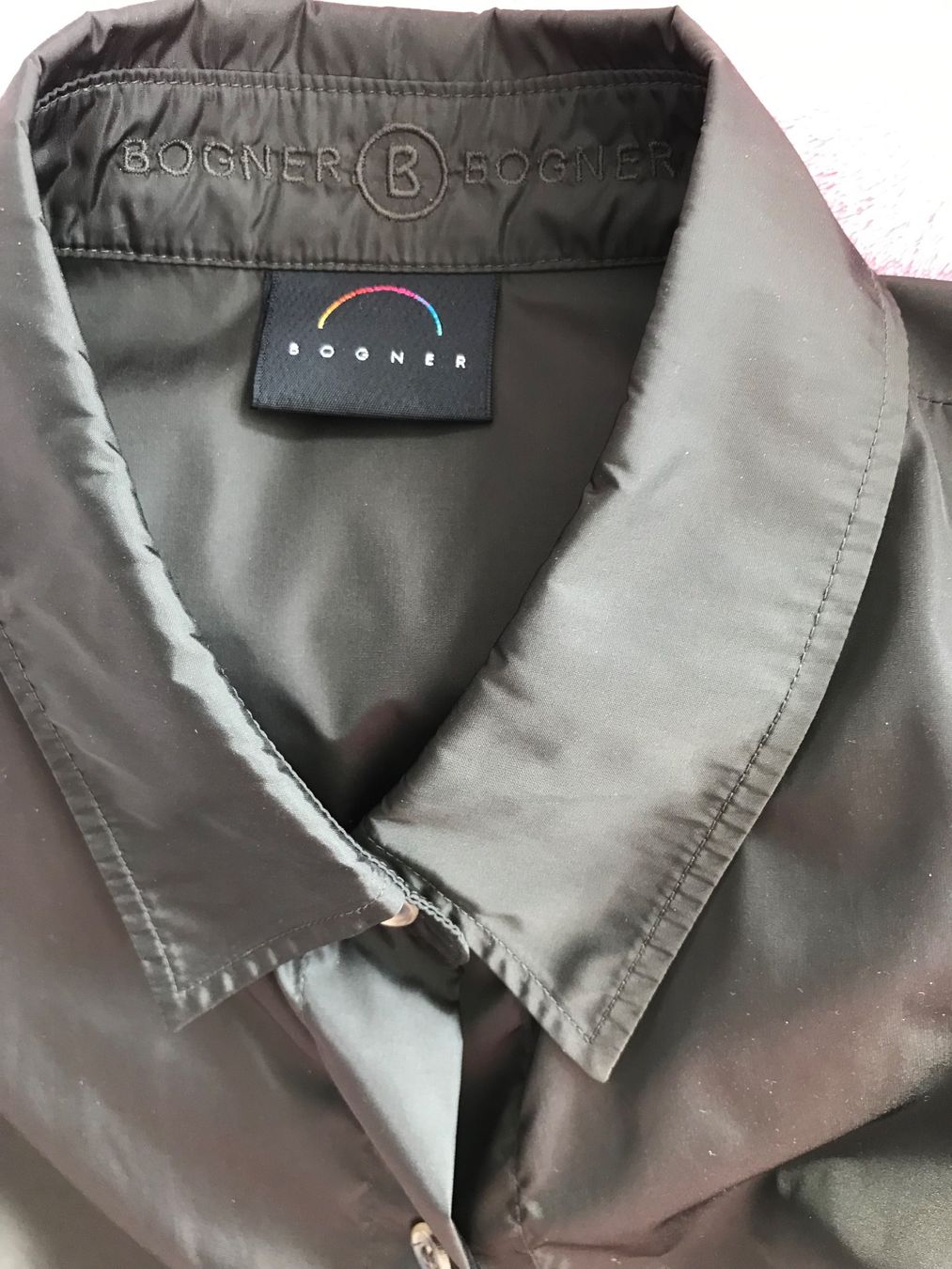 Bogner Giacche: Bogner leichte Windjacke, Gr. 42 – Usato da Niederteufen venduto da mix18 8