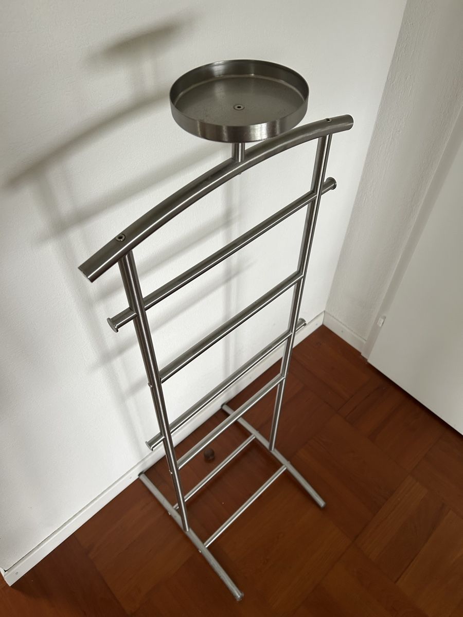 Altro in Decorazioni & Accessori: Kleiderbutler mit Schmuckablage - Metall – Usato da Riniken venduto da KreativImKopf 2