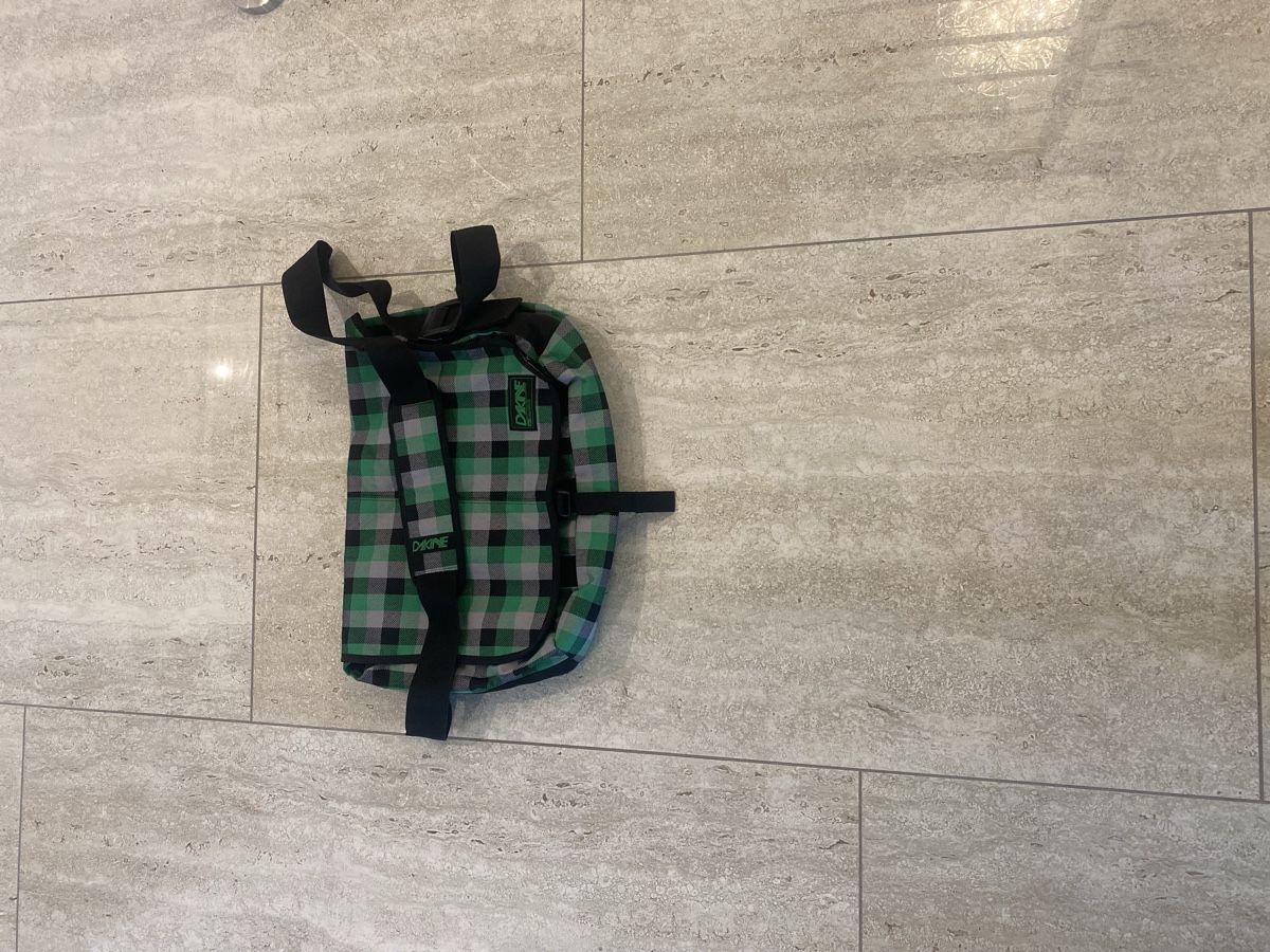 Dakine Borse: Dakine Tasche – Usato da Birrwil venduto da Bendegriz 5