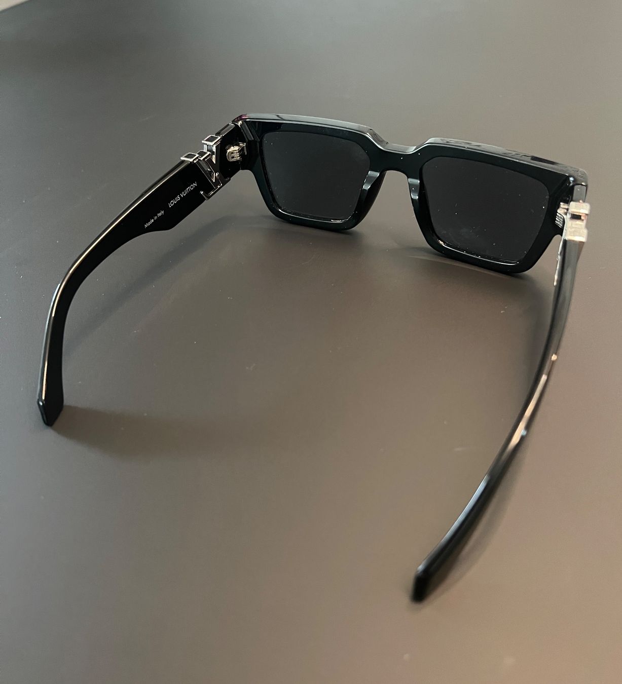 Louis Vuitton Brillen & Gläser: Louis Vuitton Sonnebrille – Gebraucht aus Wetzikon ZH von lan_rqq6 3