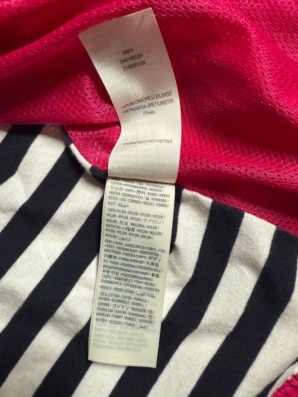 Hollister Jacken: Hollister Regenjacke Pink – Gebraucht aus Altendorf von am9j_nt 2