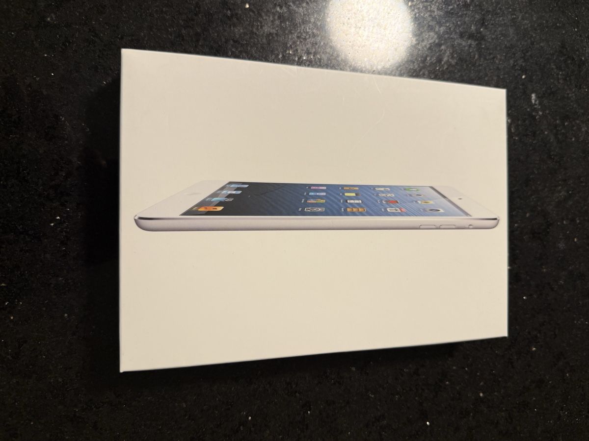 Apple Tablettes PC: Ipad mini (A1432) – D'occasion à Zug par KoSaZ 4